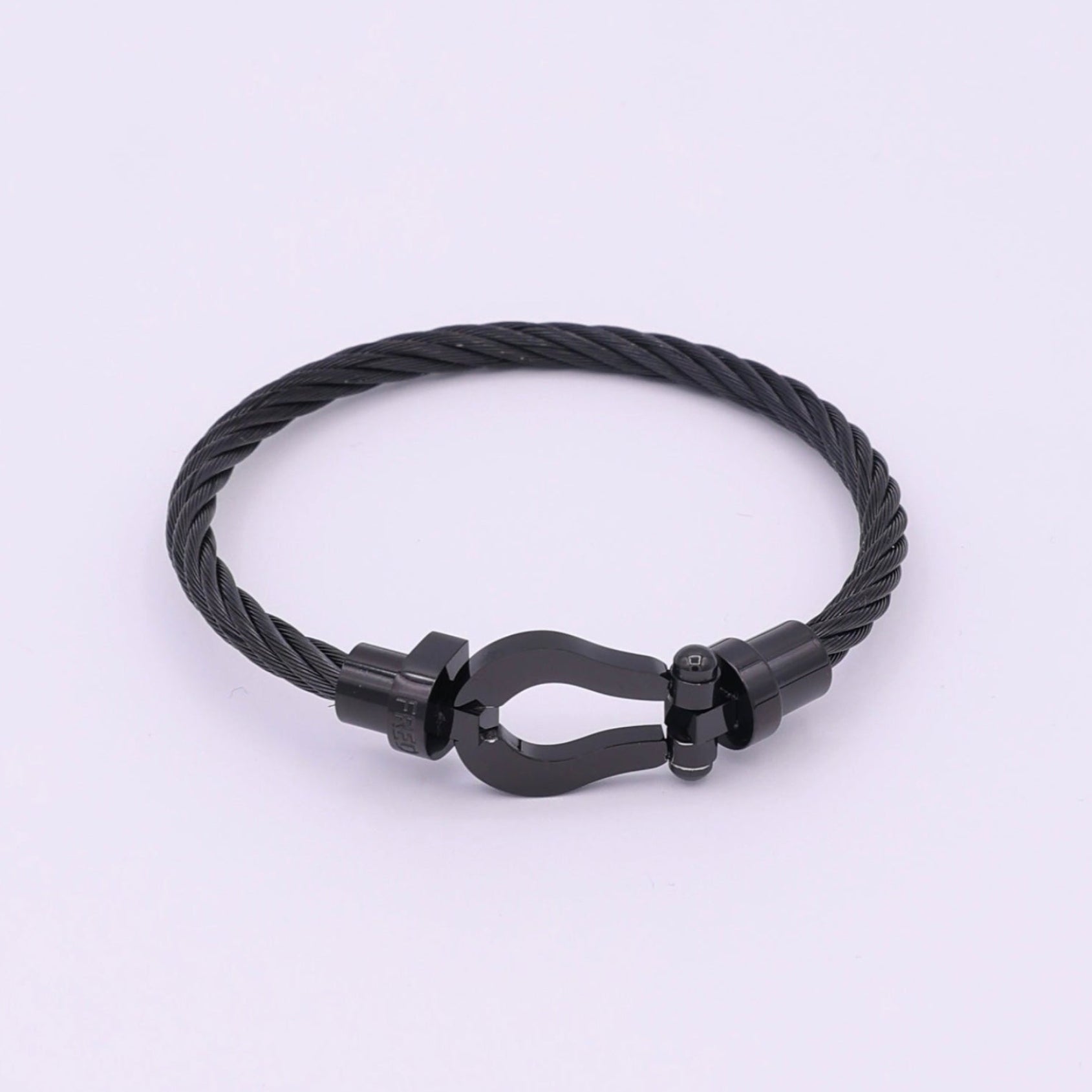 BUCKLE BRACELET - BLACK ON BLACK