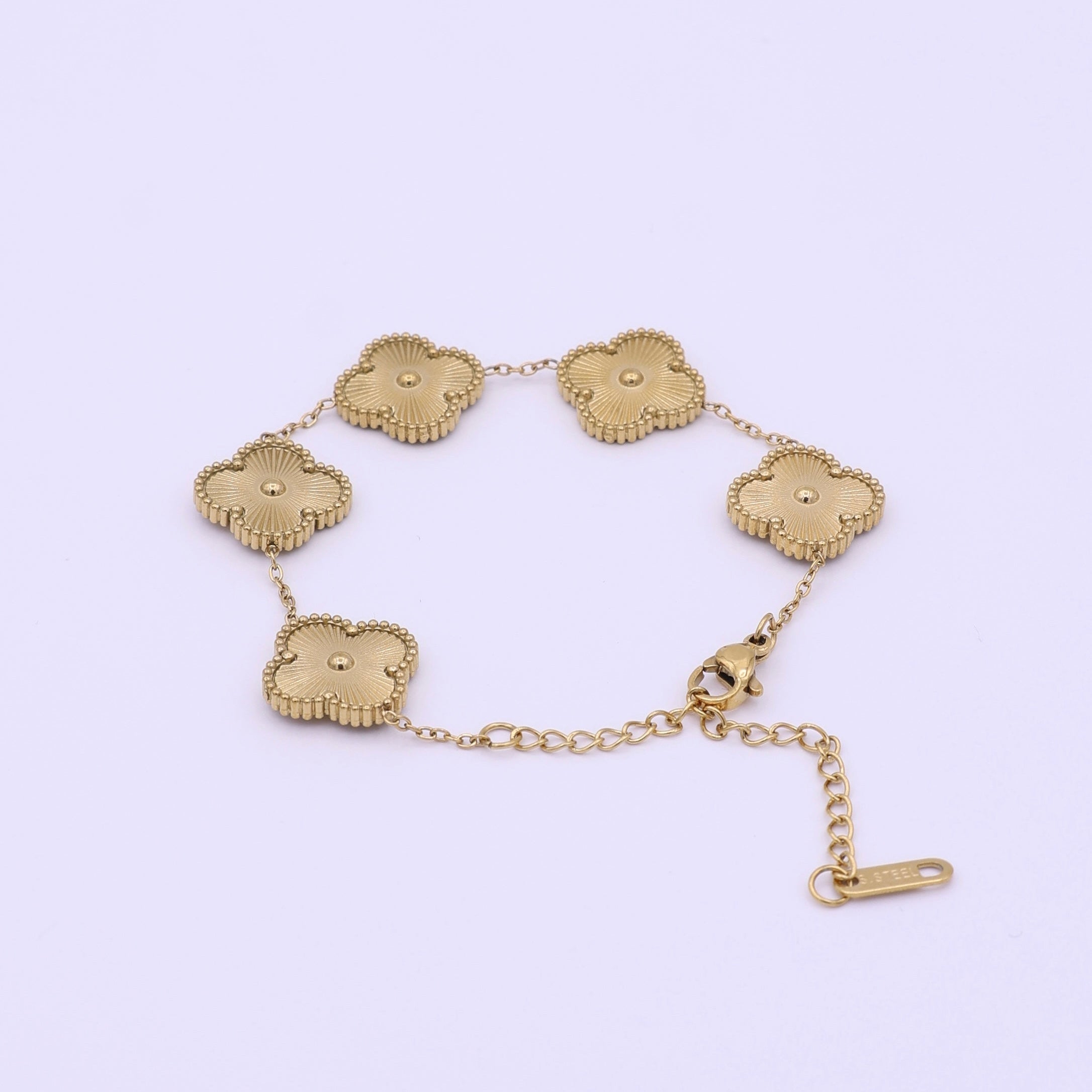 CLOVER CHARM BRACELET - GOLD